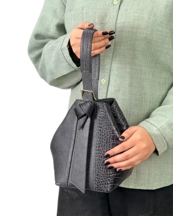 کیف زنانه چرمی شیک مدل دلاتی - Image 5