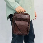 کیف اسپرت چرم راگا قهوه ای لیزارد