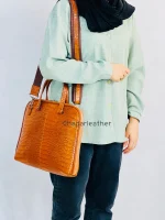کیف وکالتی چرم زنانه و مردانه ستیلا عسلی کرو