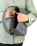 کیف چرمی زنانه دستی و دوشی مدل آرمیس - Image 11