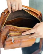 کیف چرم اسپرت دانشگاهی مدل الکس - تصویر 9