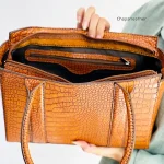 کیف چرم بزرگ زنانه مدل الما، زیپ
