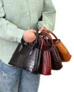 کیف زنانه دستی چرم مدل شارلین